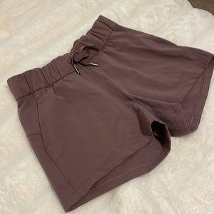 LULULEMON Stroll at Sundown Mid-Rise Short 3"